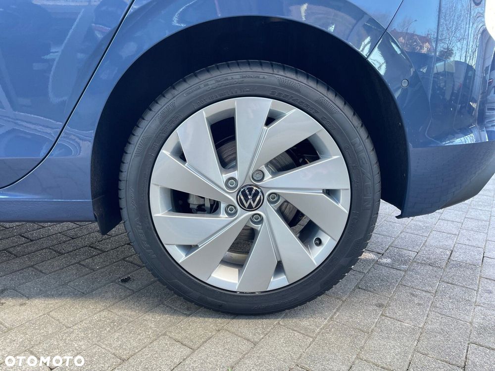 Volkswagen Golf - 33