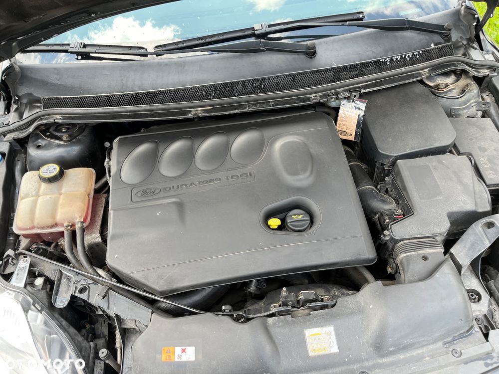 Ford Focus 2.0 TDCi Trend + - 9