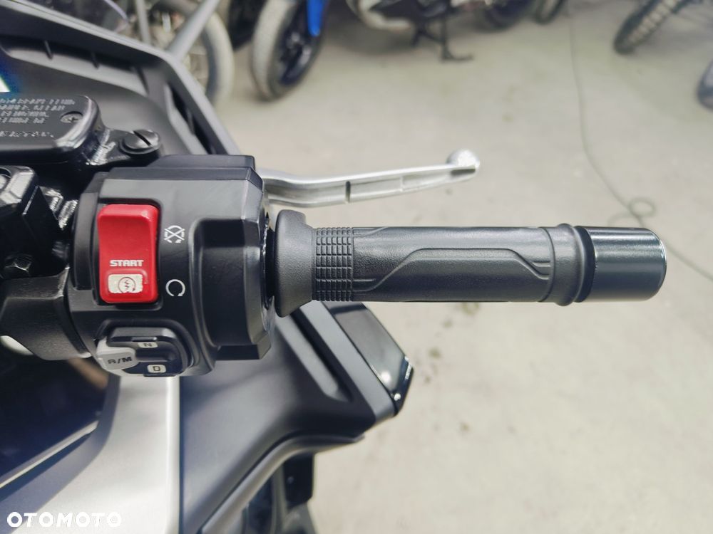 Honda NSS - 18