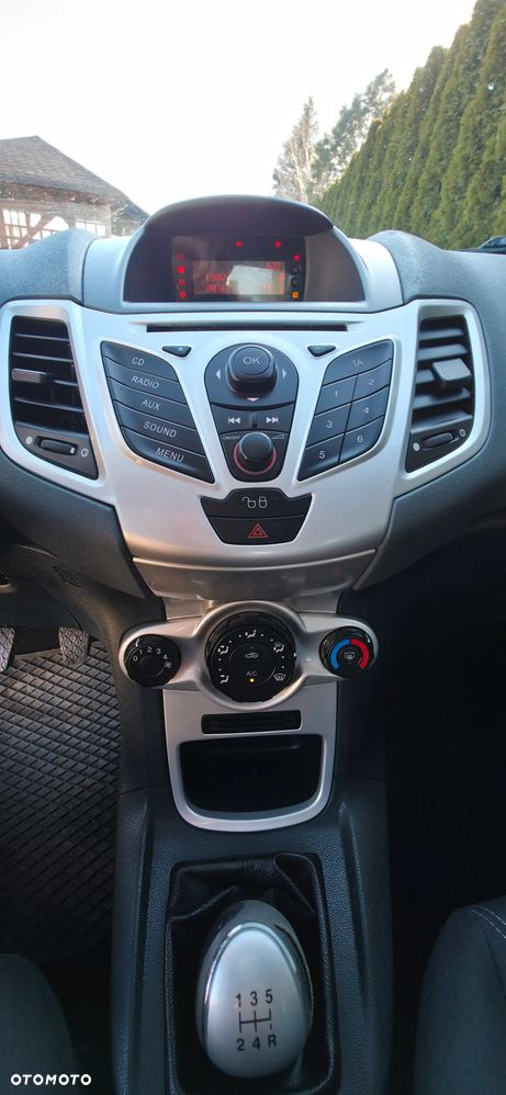 Ford Fiesta 1.25 Titanium - 20