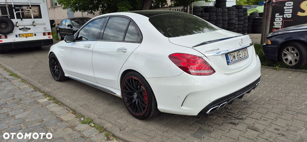 Mercedes-Benz Klasa C AMG 63 S - 14