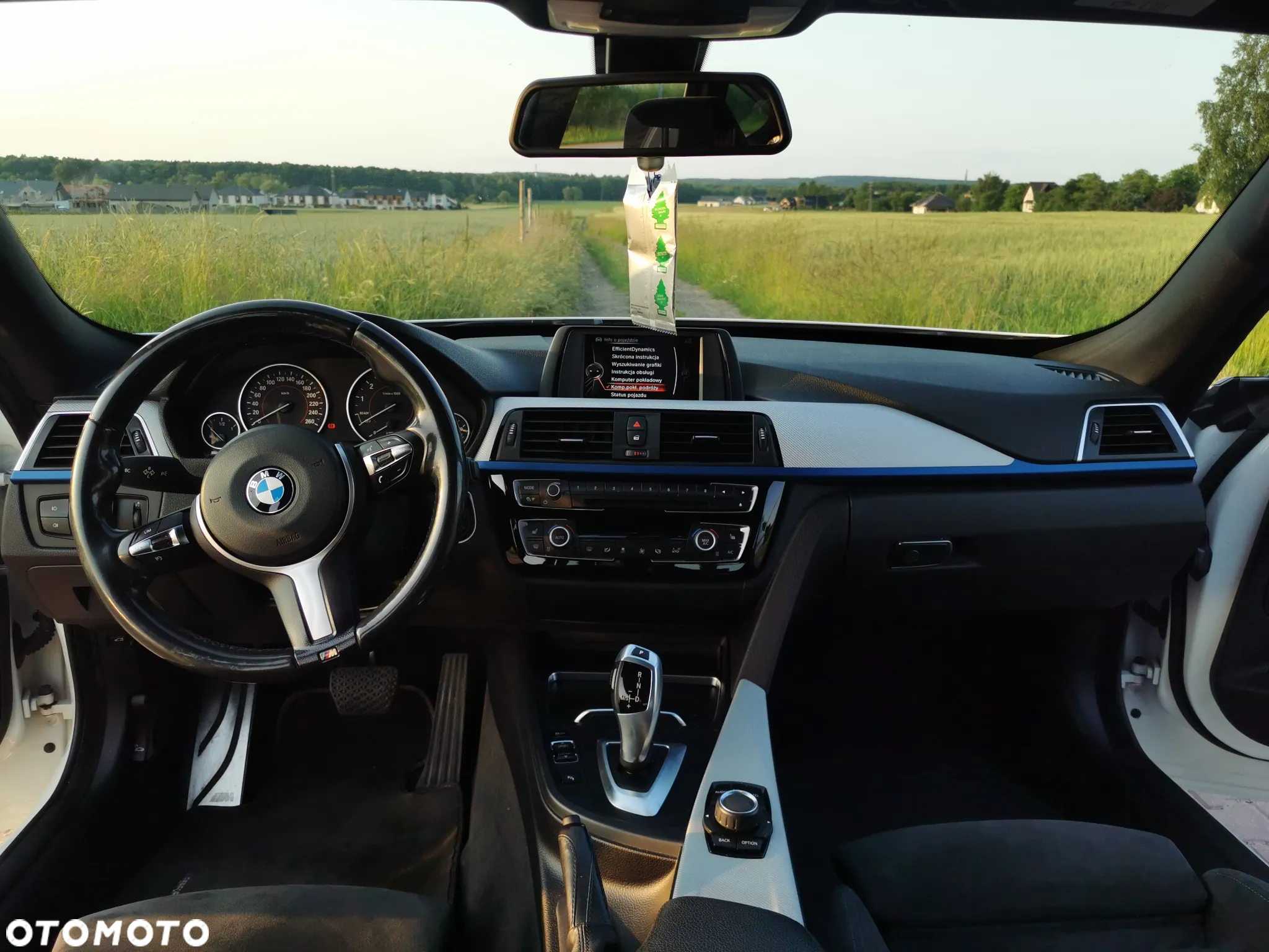 BMW 3GT 320i xDrive M Sport - 26