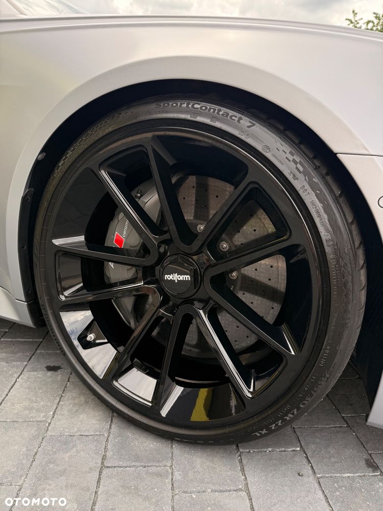 Audi RS6 Avant - 8