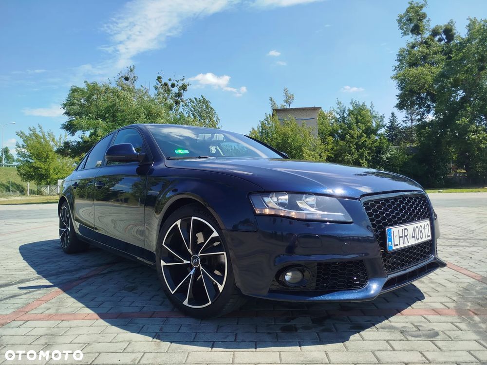 Audi A4 Limousine - 3