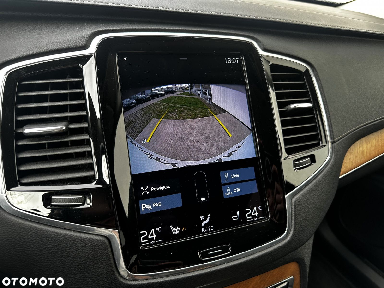 Volvo XC 90 - 39