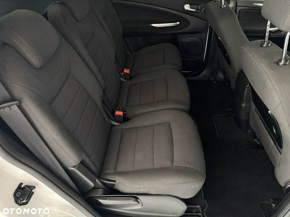 Ford S-Max 2.0 TDCi DPF Titanium - 22