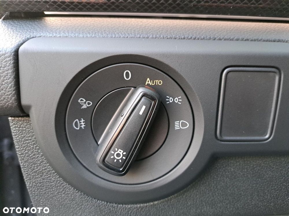 Volkswagen T-Cross - 25