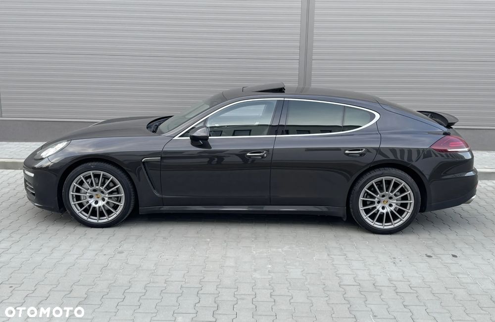 Porsche Panamera 4S PDK - 5