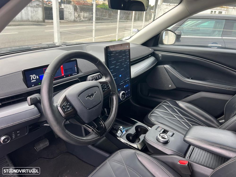 Ford Mustang Mach-E 75.7 kWh Base - 7
