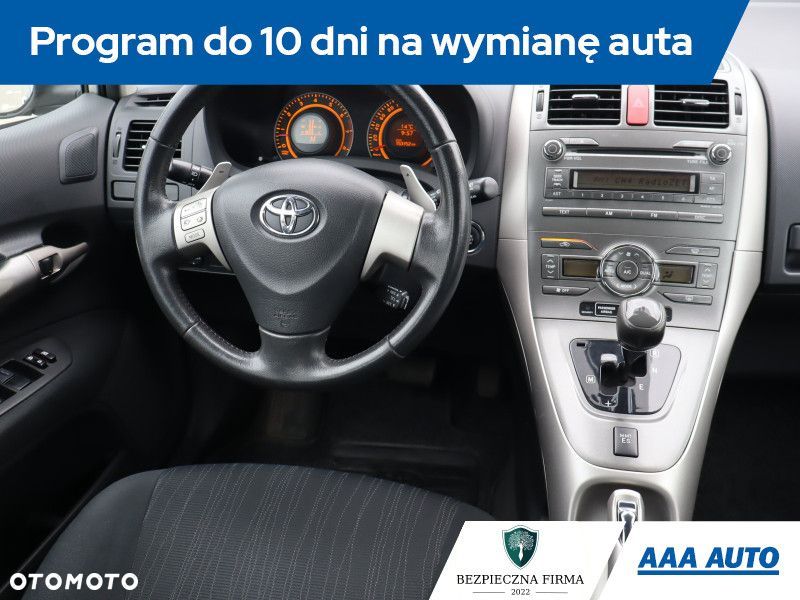 Toyota Auris - 9