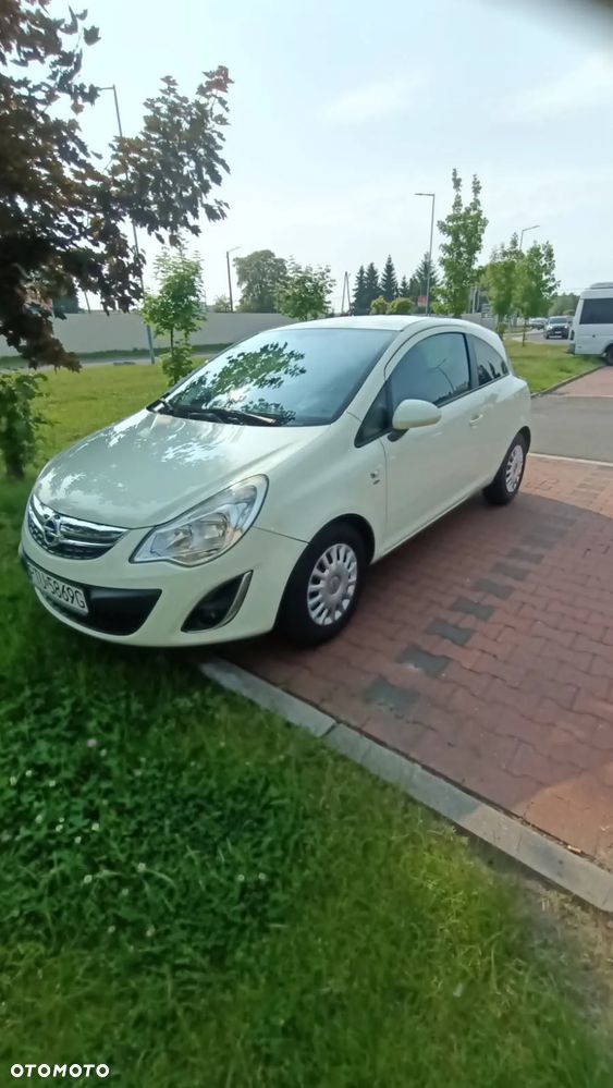 Opel Corsa 1.4 16V Active - 1