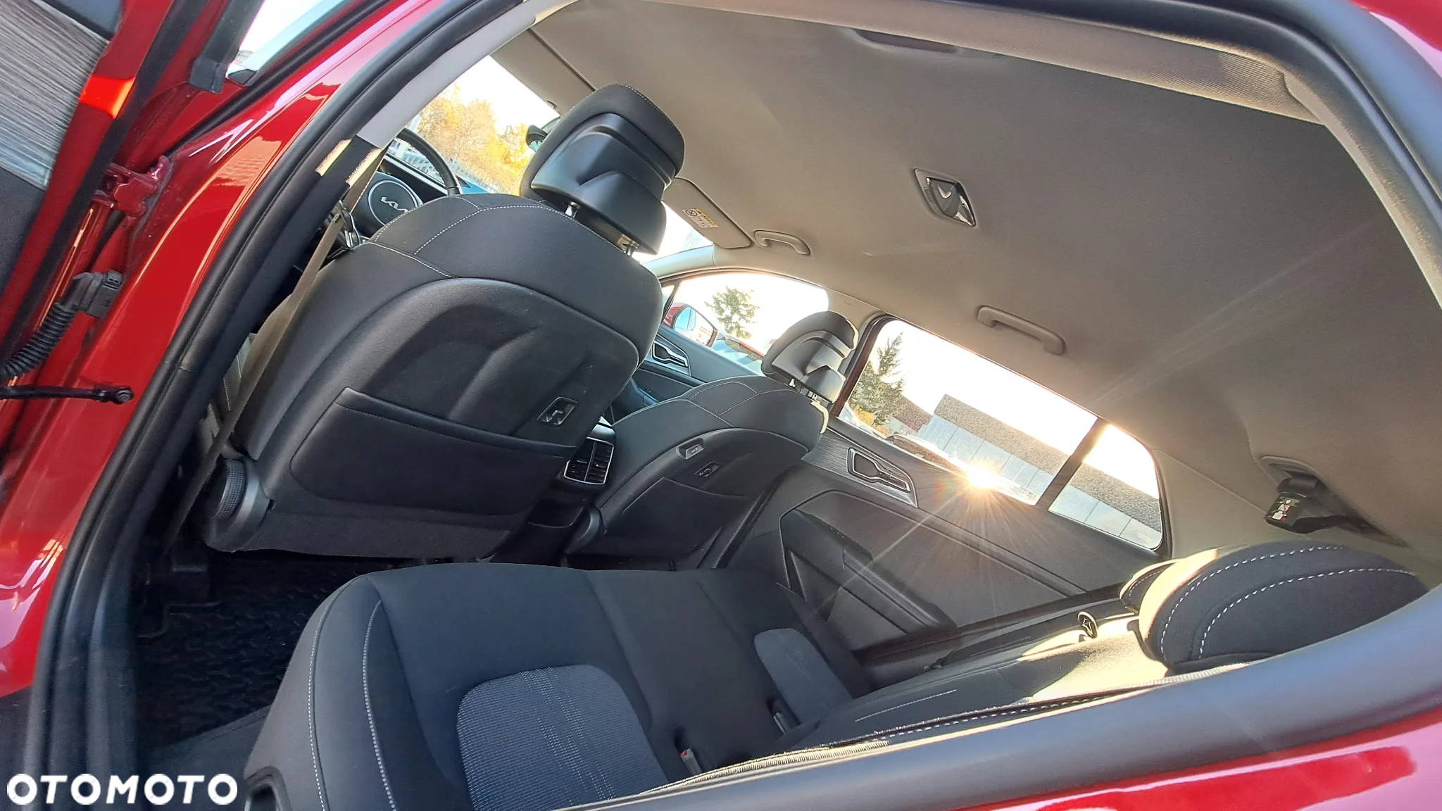 Kia Sportage 1.6 T-GDI HEV L 4WD - 28