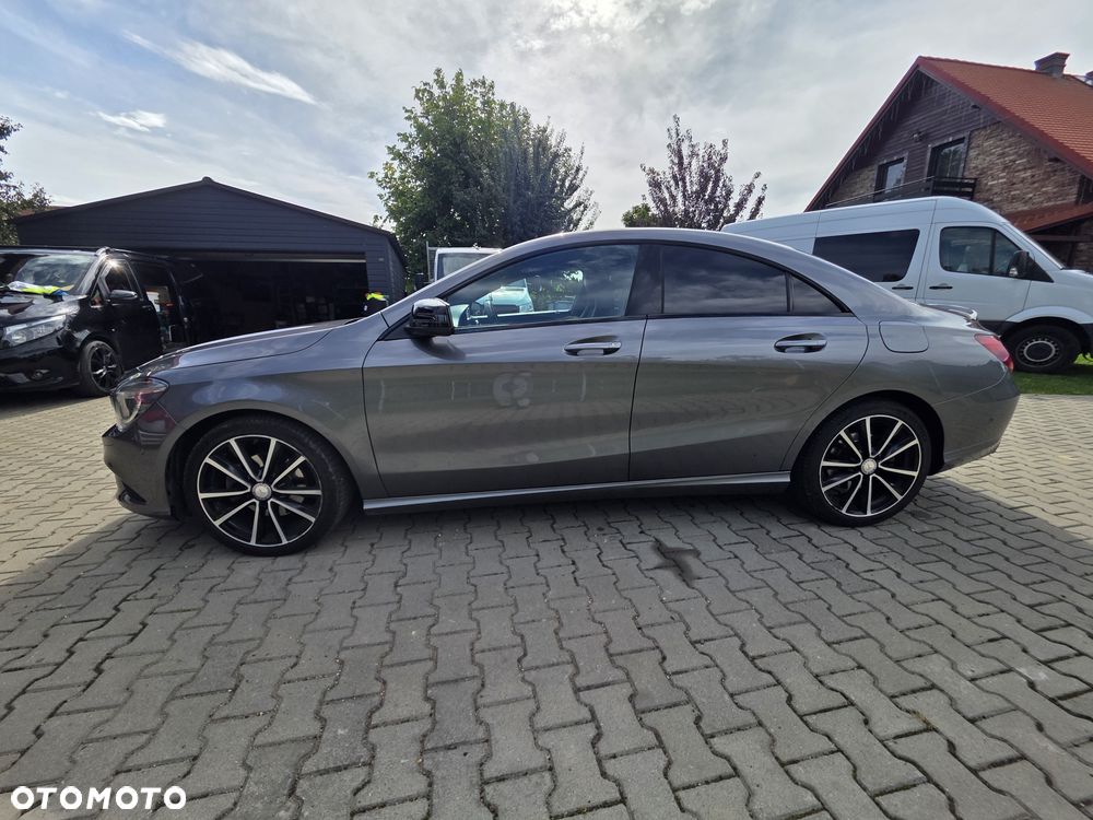 Mercedes-Benz CLA 180 - 10