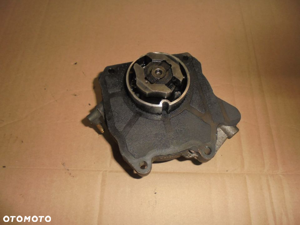 Vacum pompa opel saab95 1.9 ttid 2.0 cdti 55205446 - 2