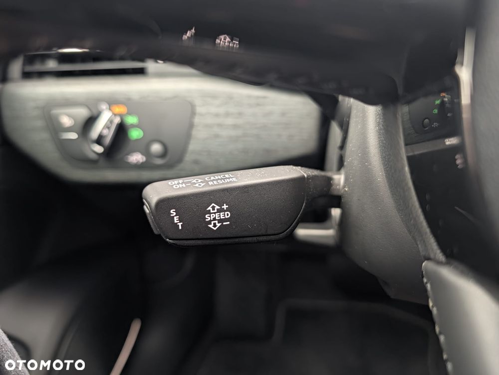 Audi A4 Limousine - 28