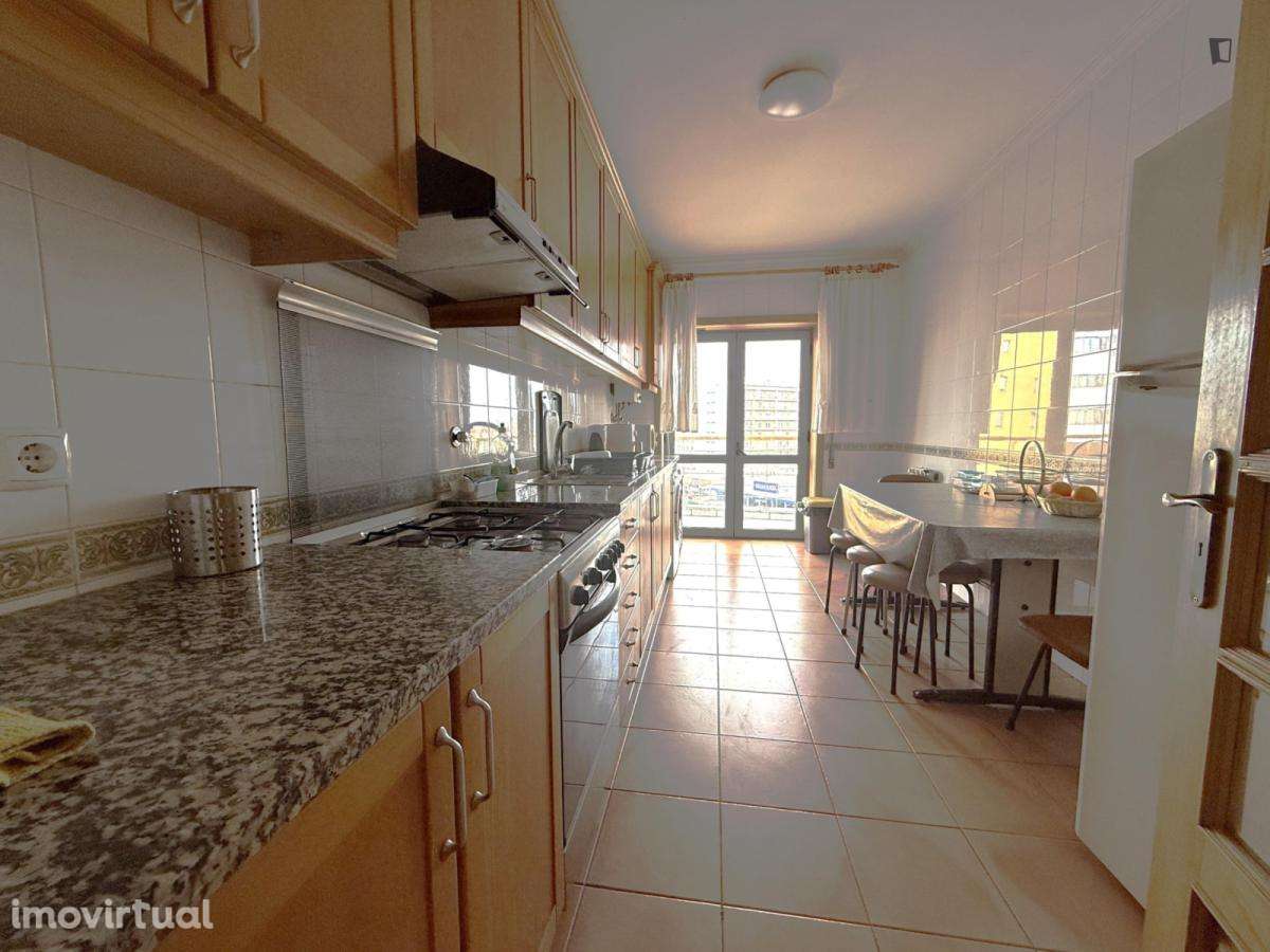 Quarto - localizado em Aveiro - Grande imagem: 2/5