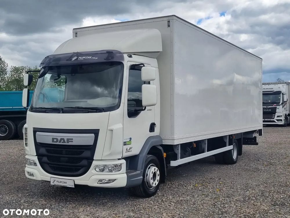DAF DAF LF 220 Kontener Winda