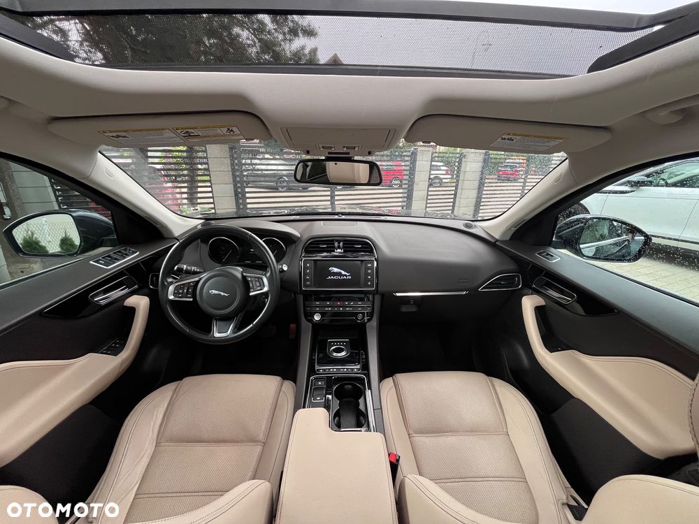 Jaguar F-Pace 2.0 i4P AWD Prestige - 6