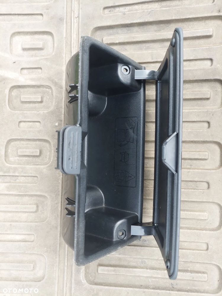 Schowek konsoli Ford Fusion - 1