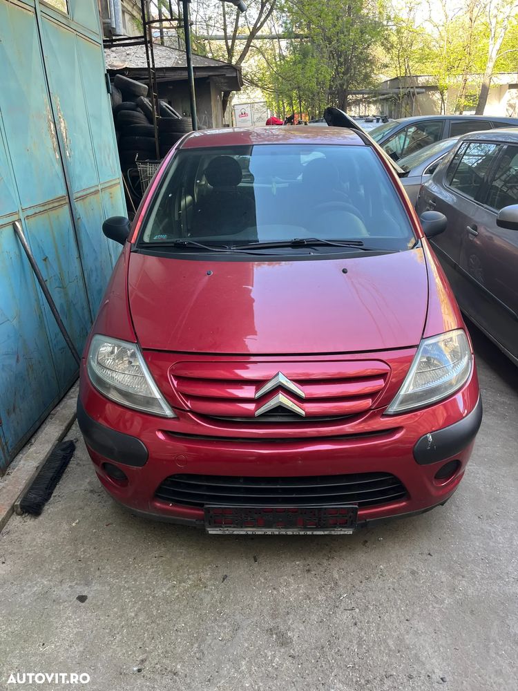 Dezmembrez Citroen C3 visiniu 1,1 benzina 2008 - 4
