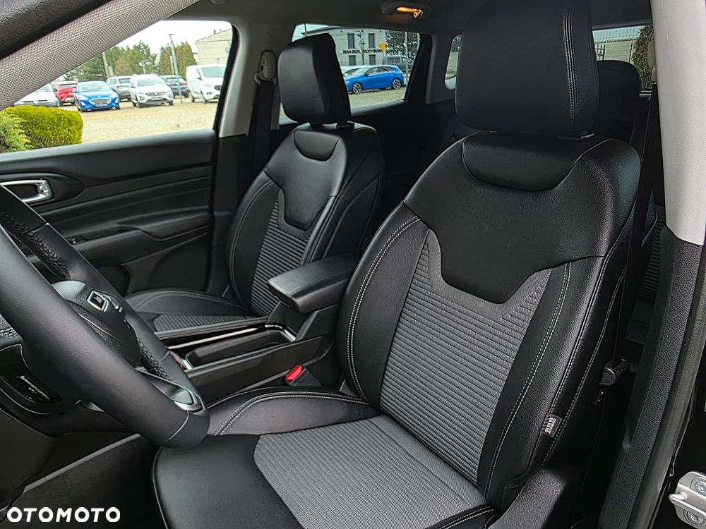 Jeep Compass 1.5 GSE T4 48V e-Hybrid Automatik - 36