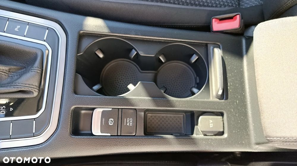 Volkswagen Passat 2.0 TDI SCR Style DSG - 39