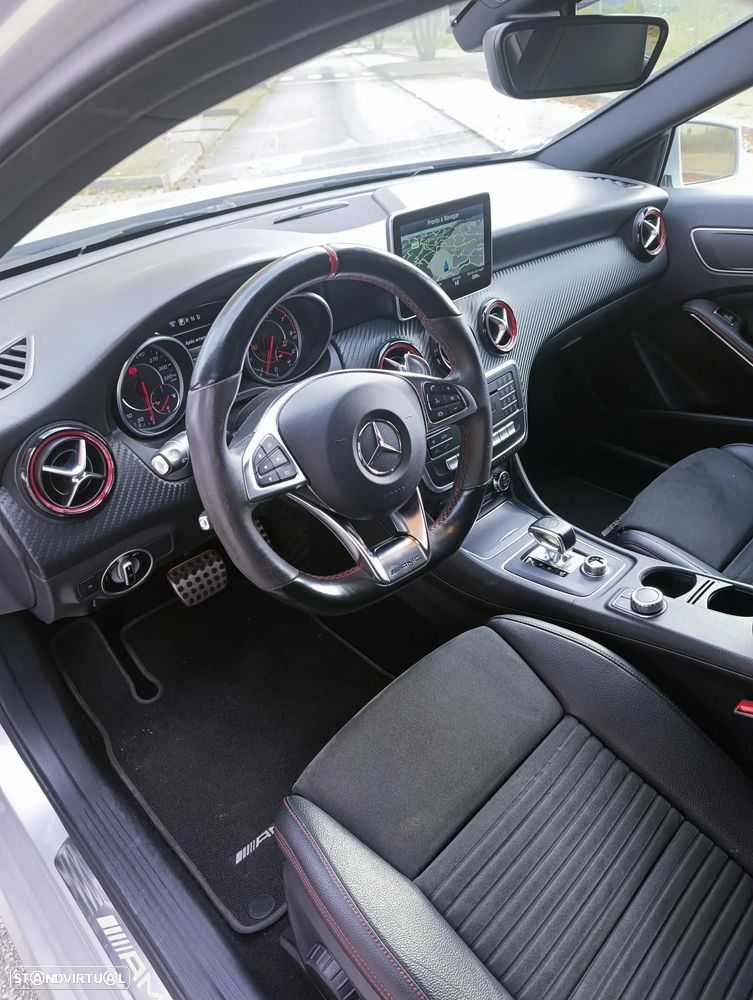 Mercedes-Benz A 45 AMG 4-Matic - 3