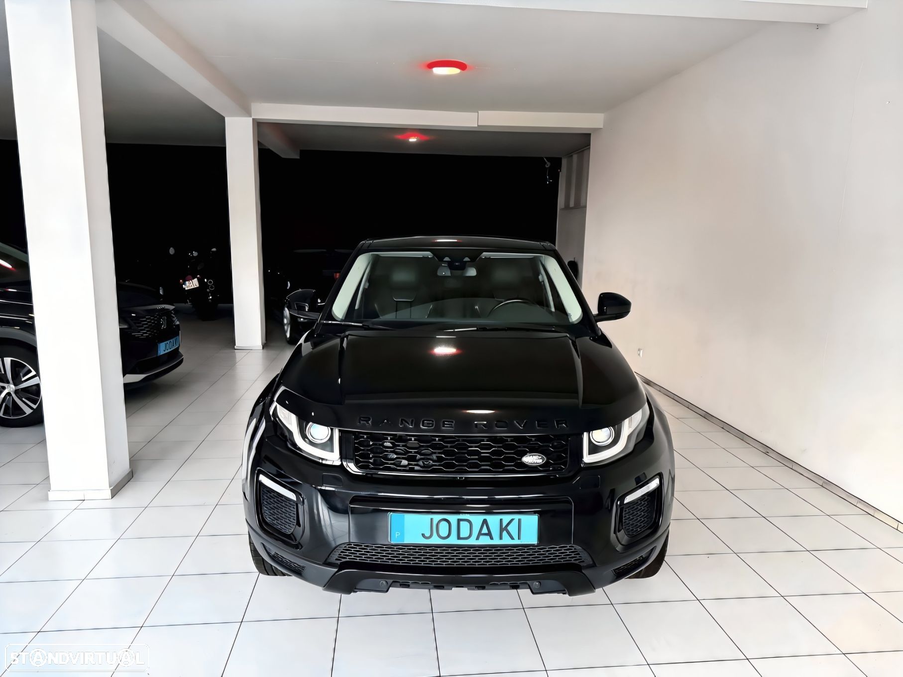 Land Rover Range Rover Evoque - 1