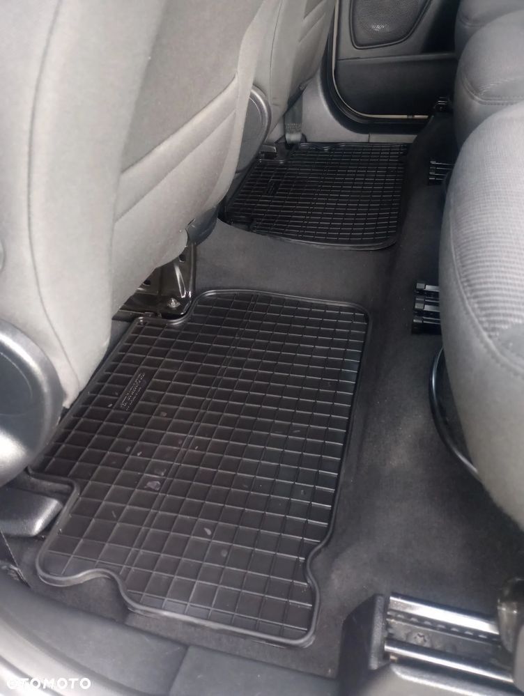 Ford S-Max 2.0 TDCi DPF Titanium - 14