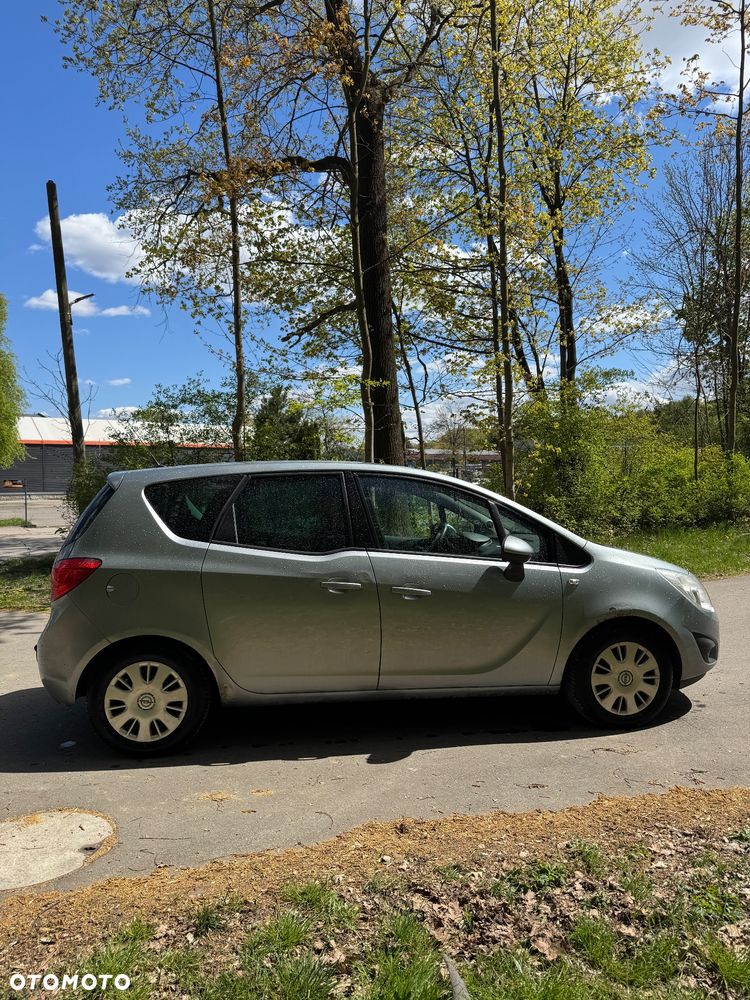Opel Meriva - 4