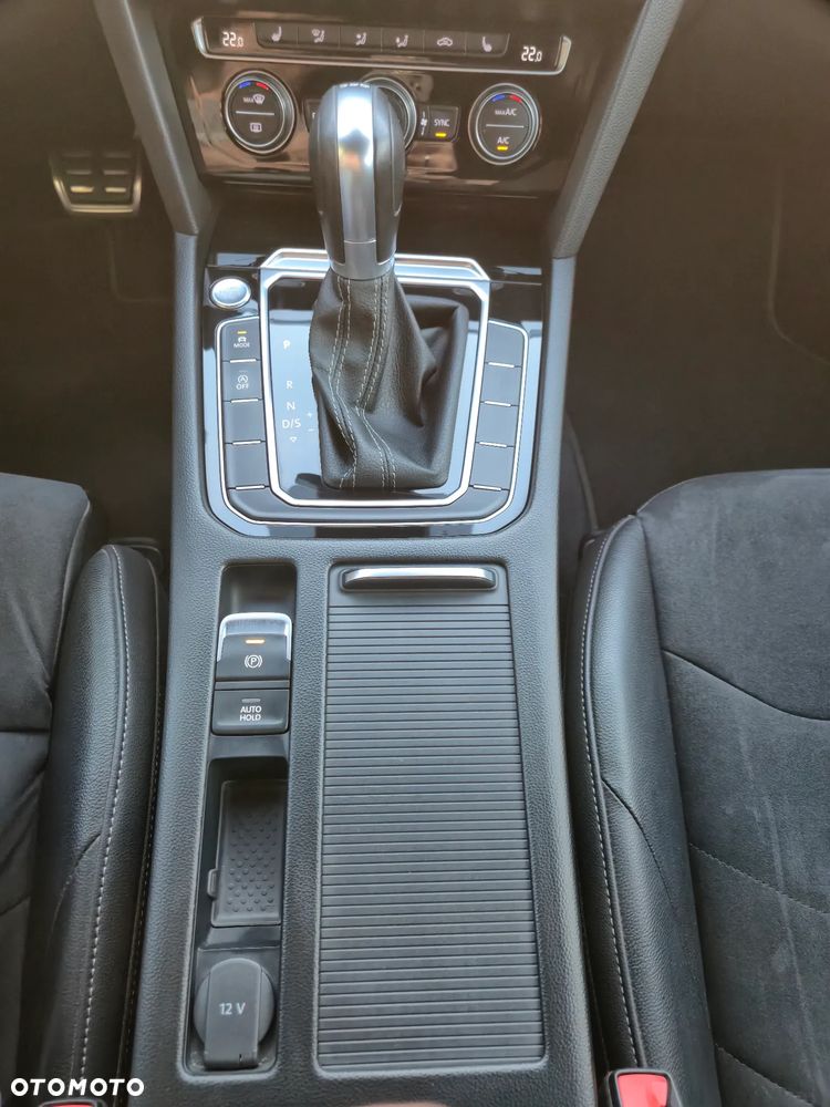 Volkswagen Arteon 2.0 TDI SCR R-Line DSG - 19