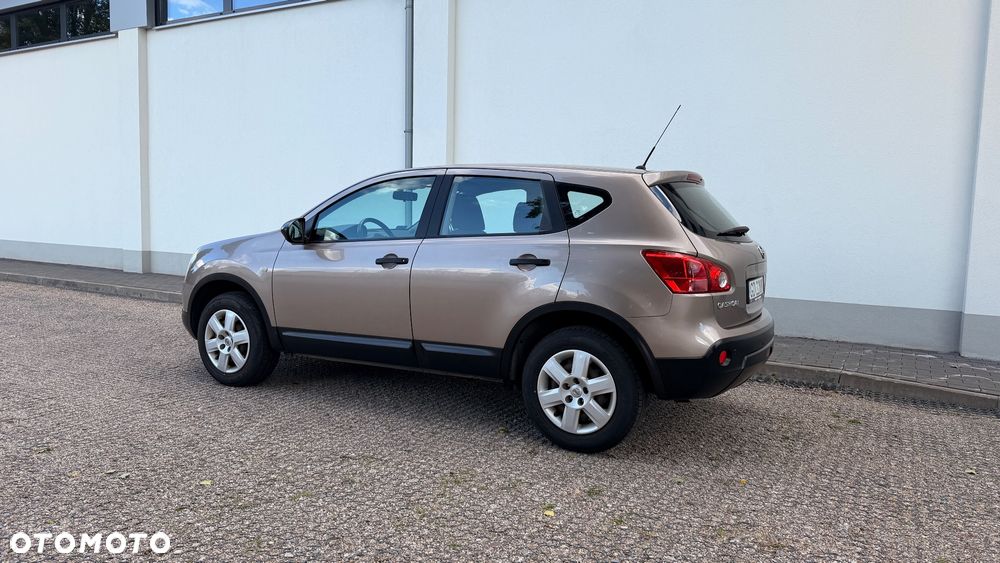 Nissan Qashqai 1.6 Visia - 10