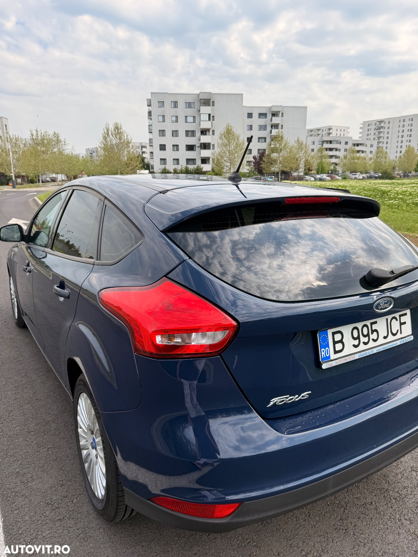 Ford Focus 1.0 EcoBoost Trend - 12