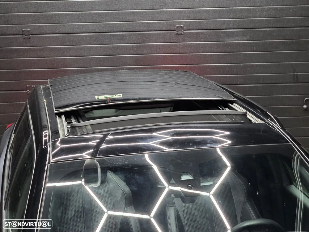 Peugeot e-2008 50 kWh GT Line - 14