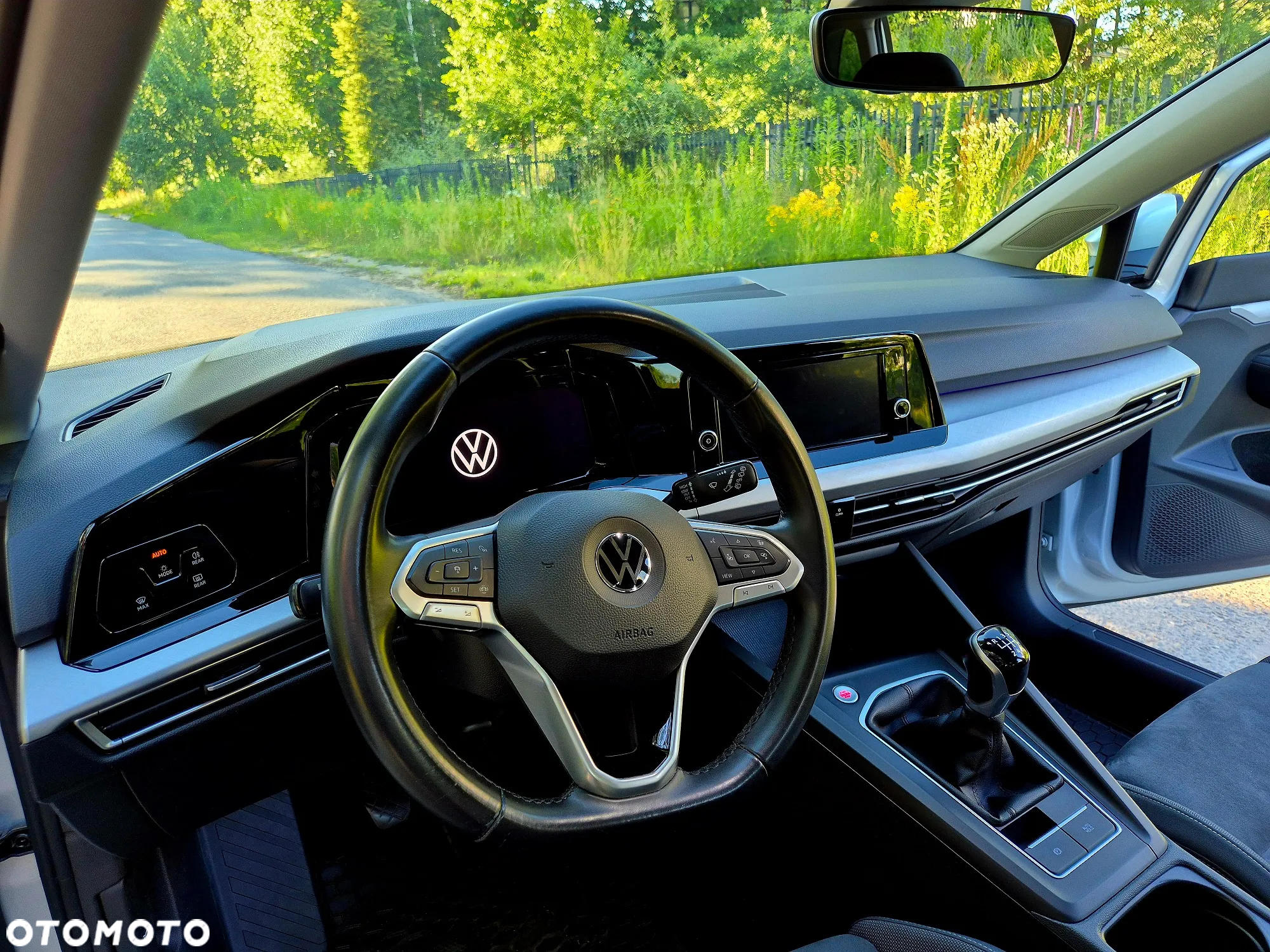 Volkswagen Golf VIII 1.5 TSI EVO Life - 8