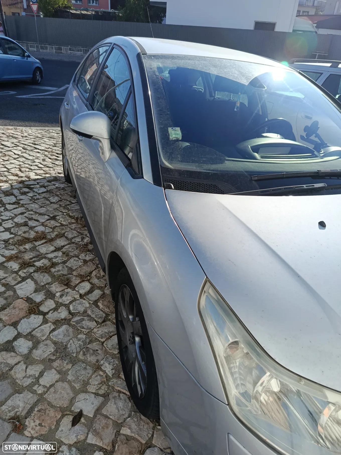 Citroën C4 1.4 16V SX - 2