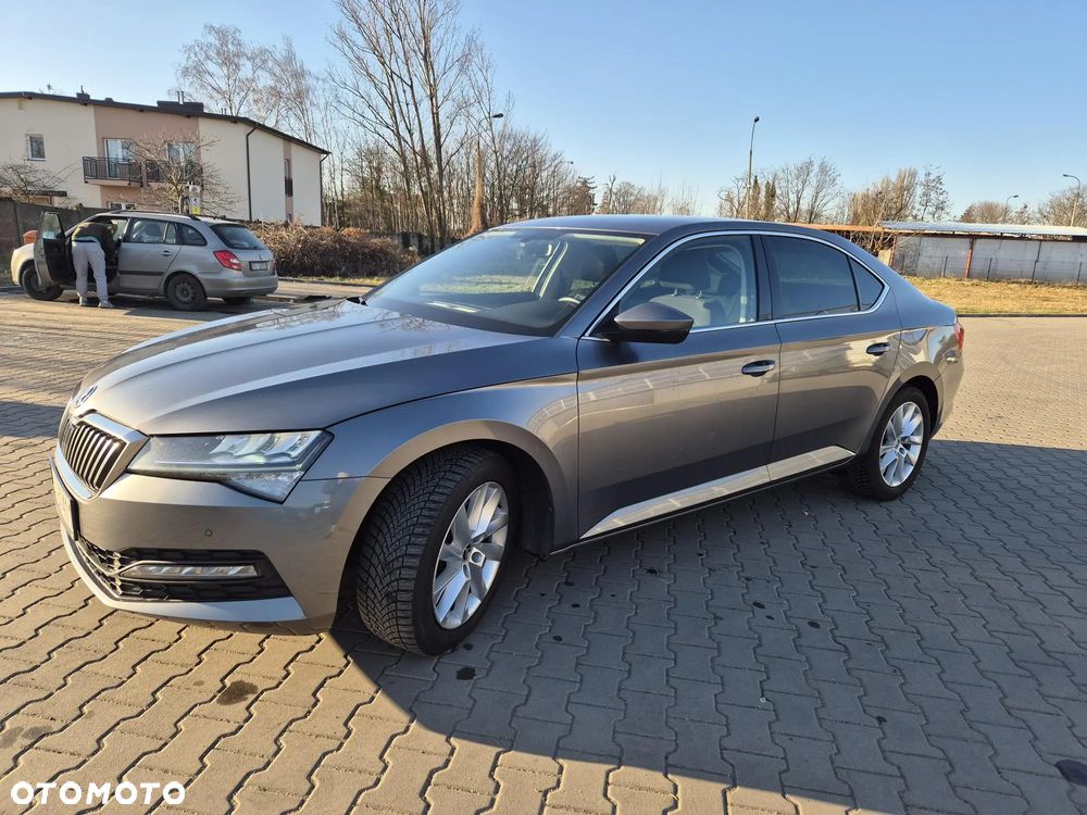 Skoda Superb 2.0 TSI Ambition DSG - 1