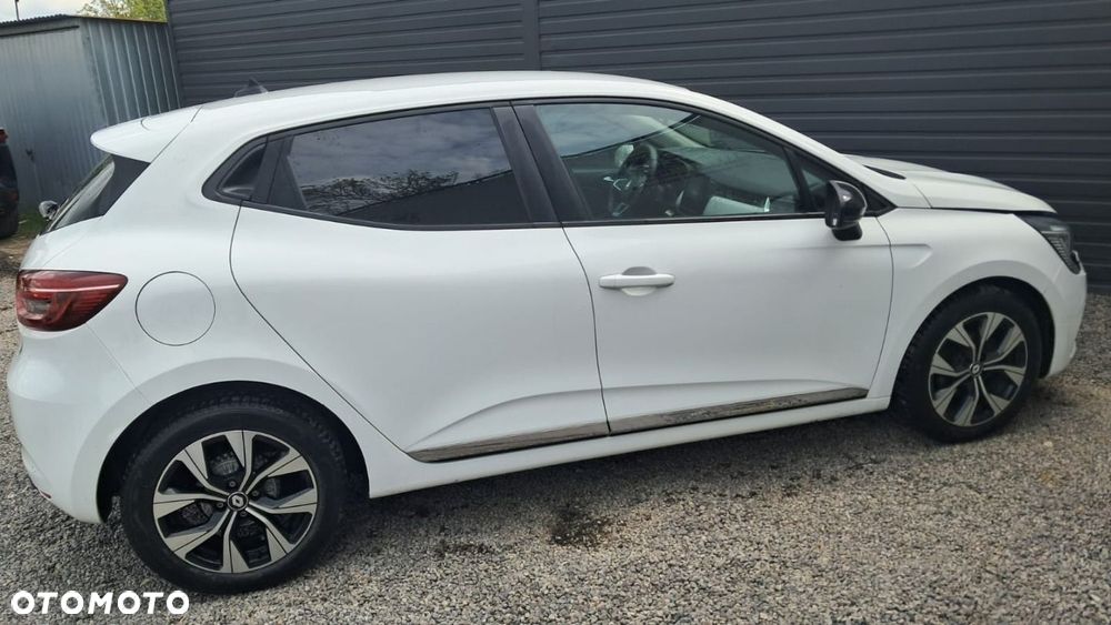 Renault Clio - 13