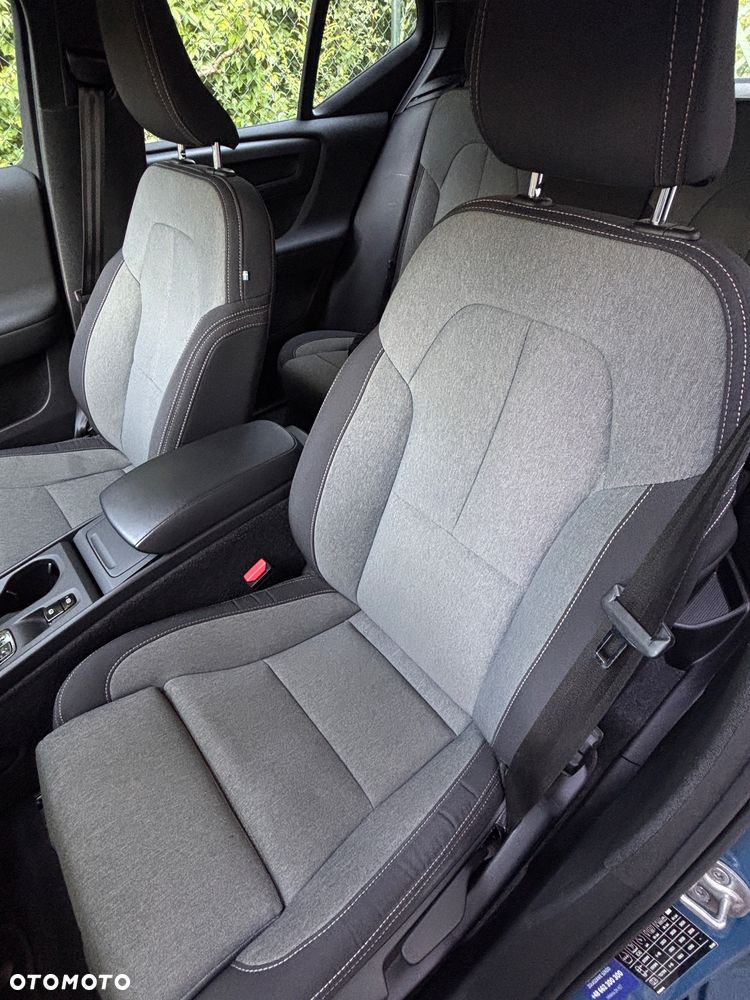 Volvo XC 40 B3 Core - 21