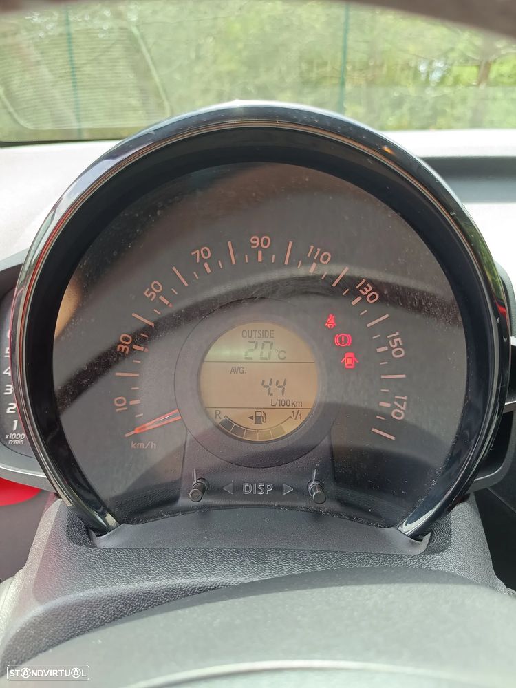Toyota Aygo 1.0 X-Wave - 15