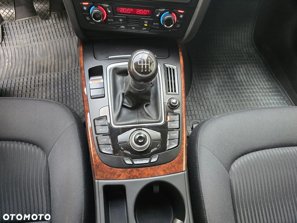 Audi A4 Limousine 1.8 TFSI Ambiente - 9