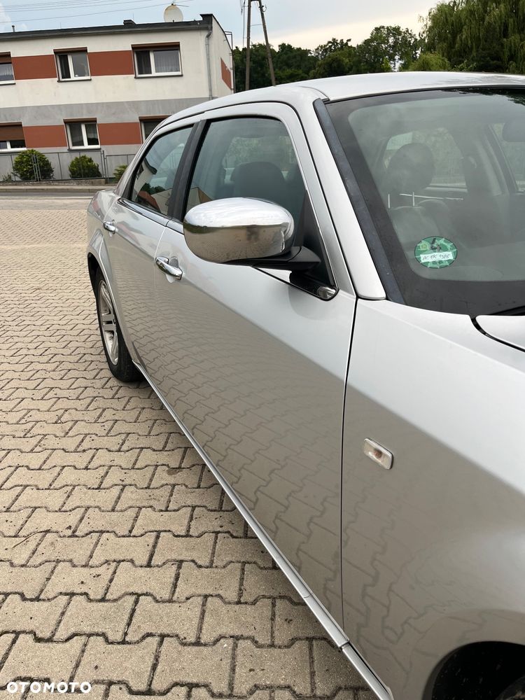 Chrysler 300C - 4