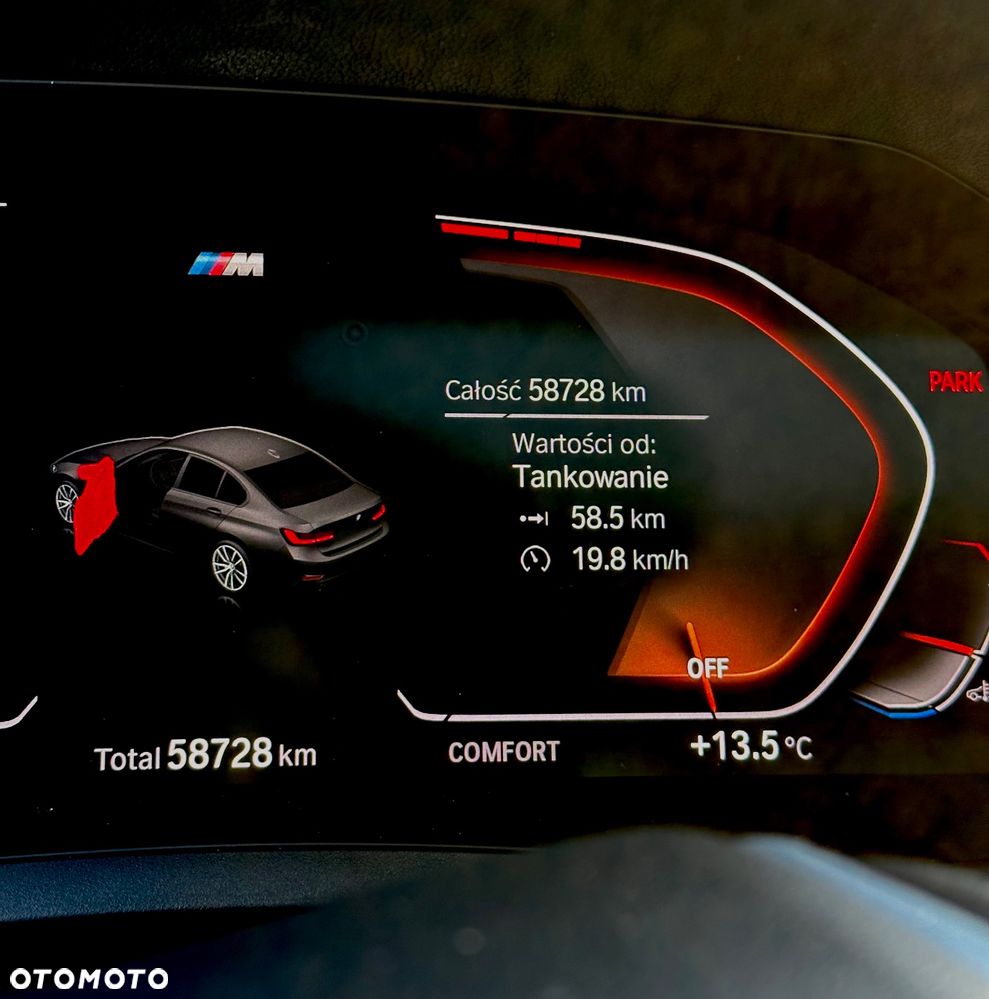 BMW Seria 3 330i xDrive M Sport - 26