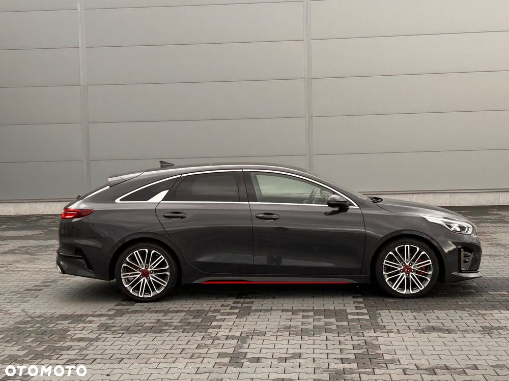 Kia ProCeed 1.6 T-GDI DCT7 OPF GT - 22