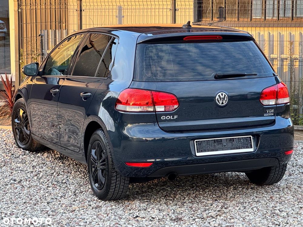 Volkswagen Golf VI 1.6 TDI Comfortline - 11