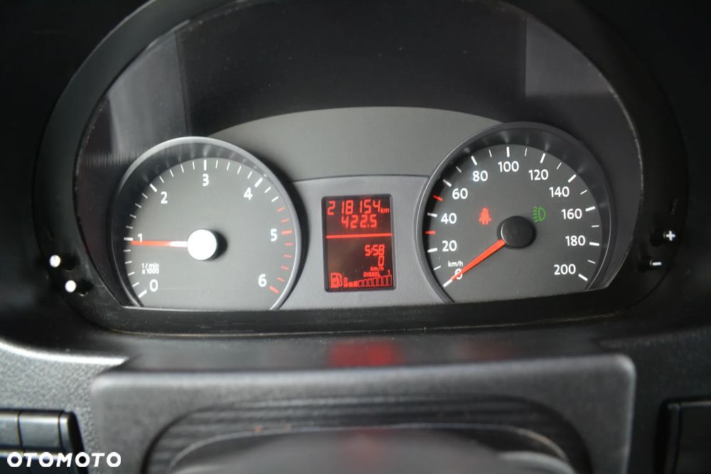 Volkswagen CRAFTER 35 2.0TDI - 34