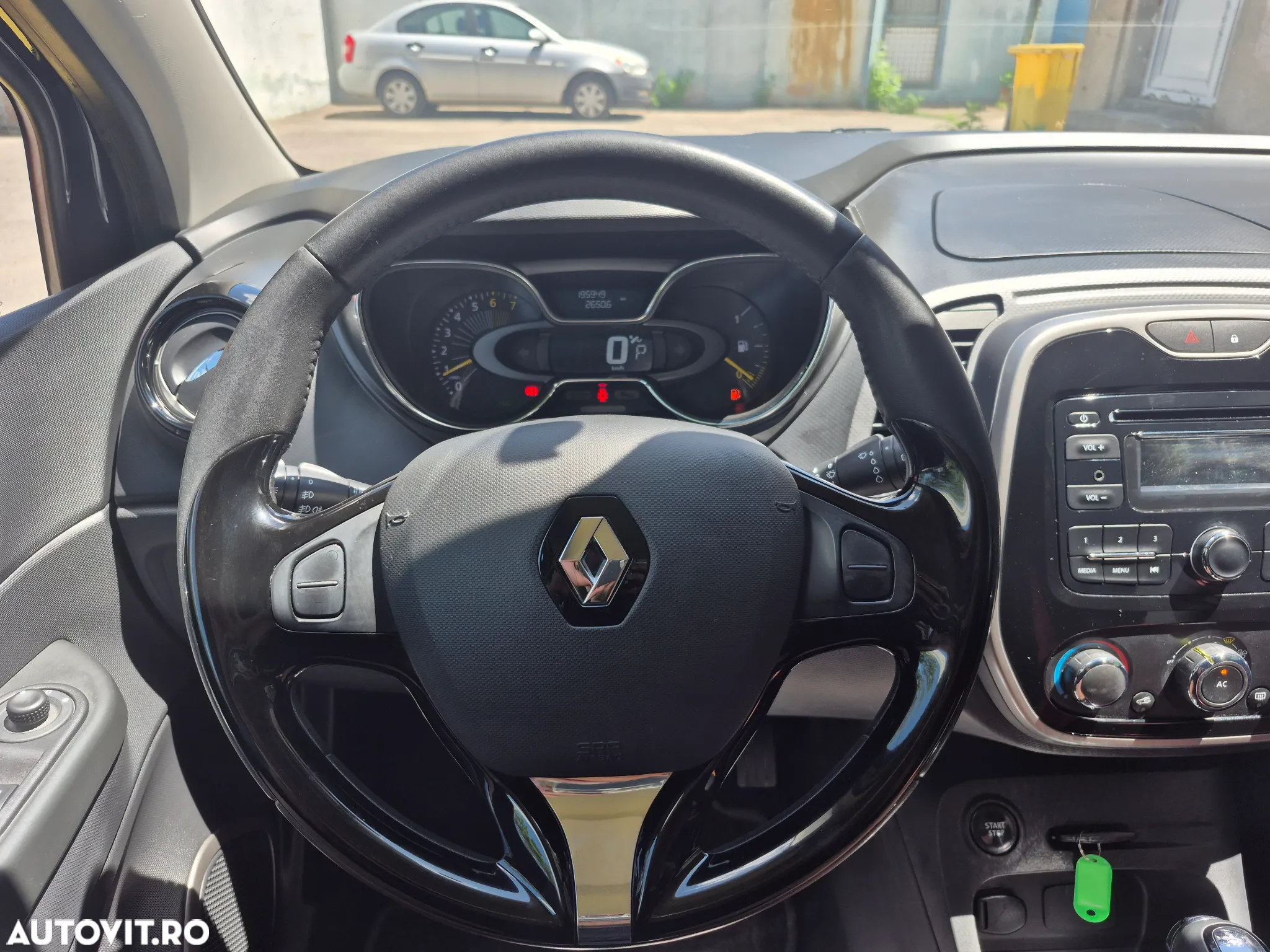 Renault Captur ENERGY TCe 120 EDC Luxe - 22