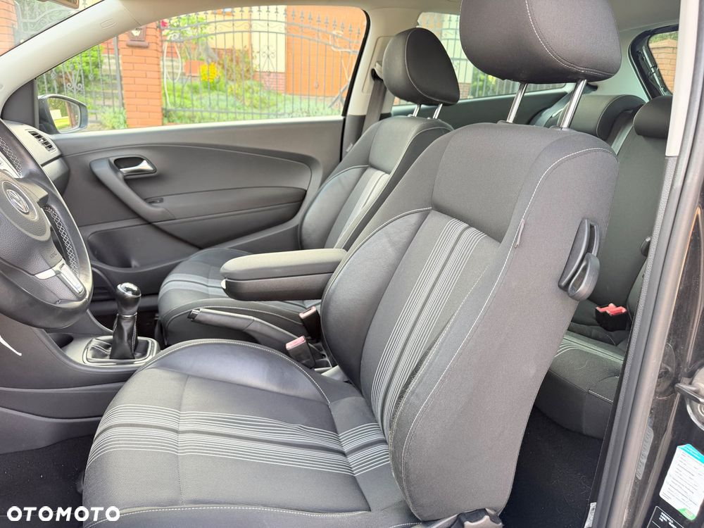 Volkswagen Polo - 23