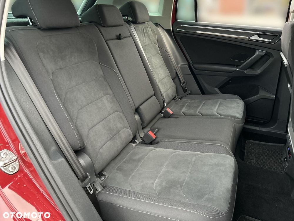 Volkswagen Tiguan - 30