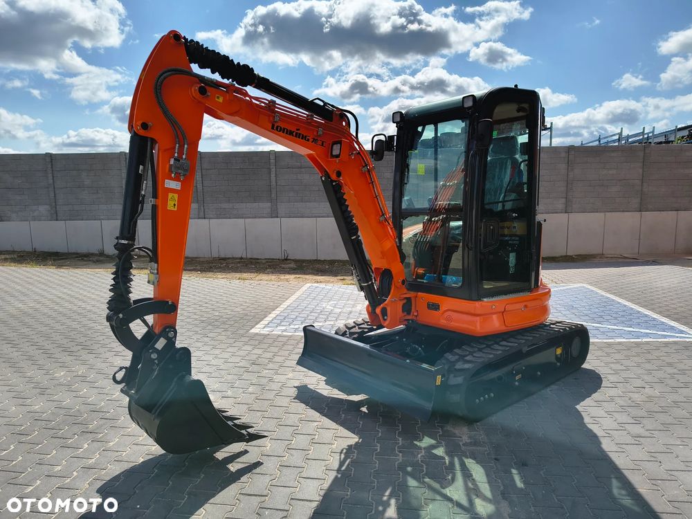 Kubota LONKING CDM6025 - 4